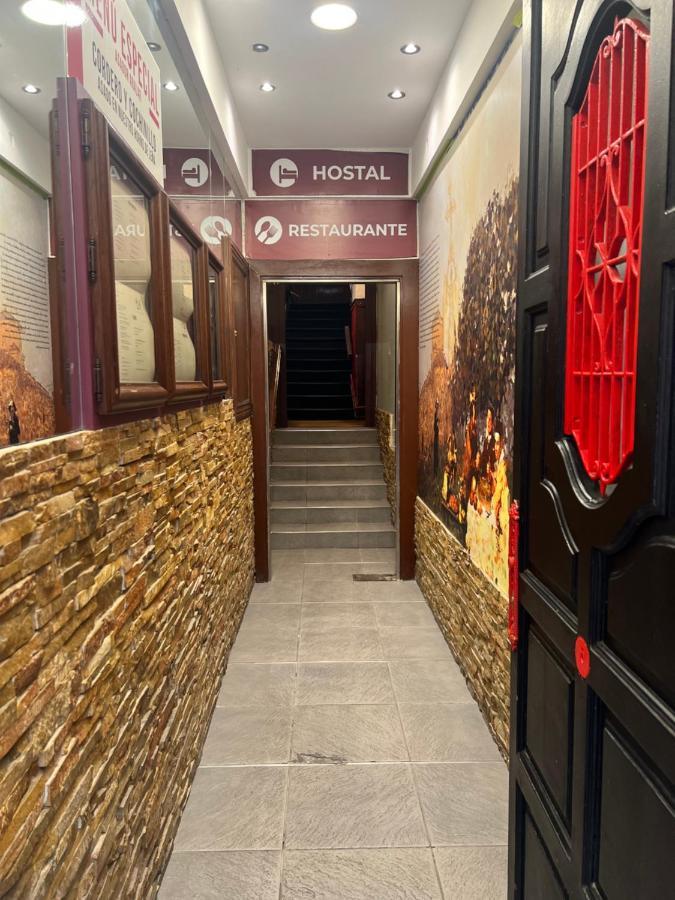 Hostal Restaurante 팜플로나 외부 사진